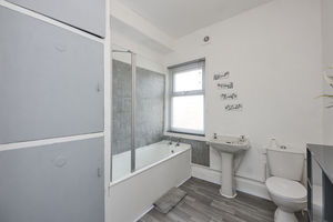 Photo 16- click for photo gallery